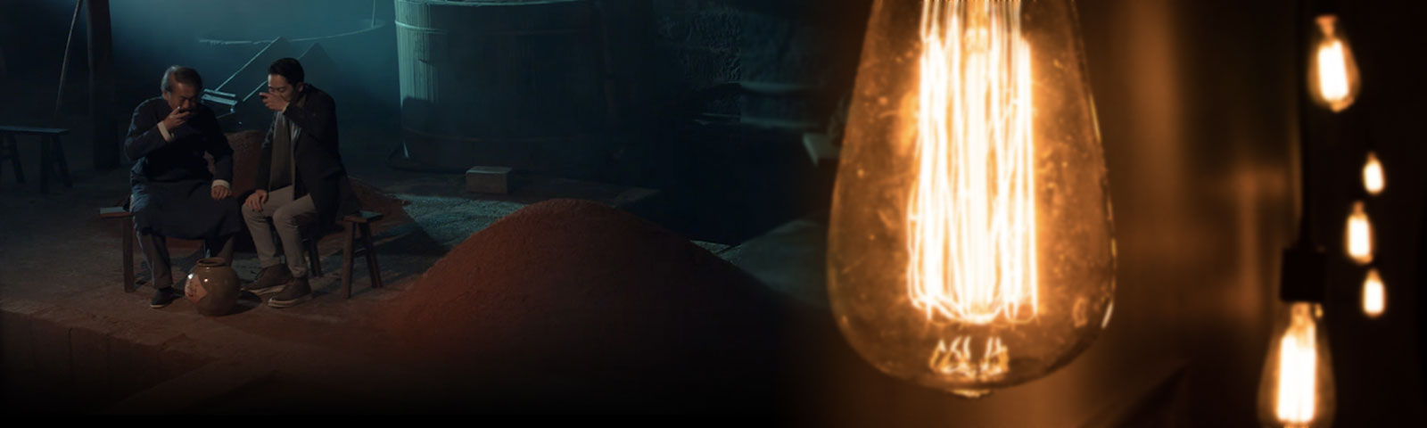 勾头倾杯 鼻闻其香